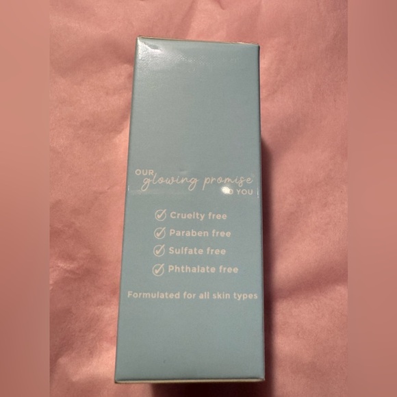 GLOW ON 5TH BEAUTY
Simply Glowing Vitamin C Serum - Picture 6 of 10